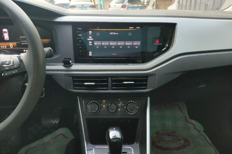 Used Volkswagen Polo 2023 Plus 1.5L Automatic Panoramic Enjoyment Edition Audio And AC Panel