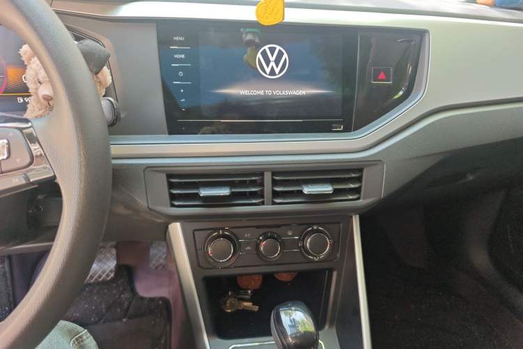 Used Volkswagen Polo 2023 Plus 1.5L Automatic Panoramic Enjoyment Edition Audio And AC Panel