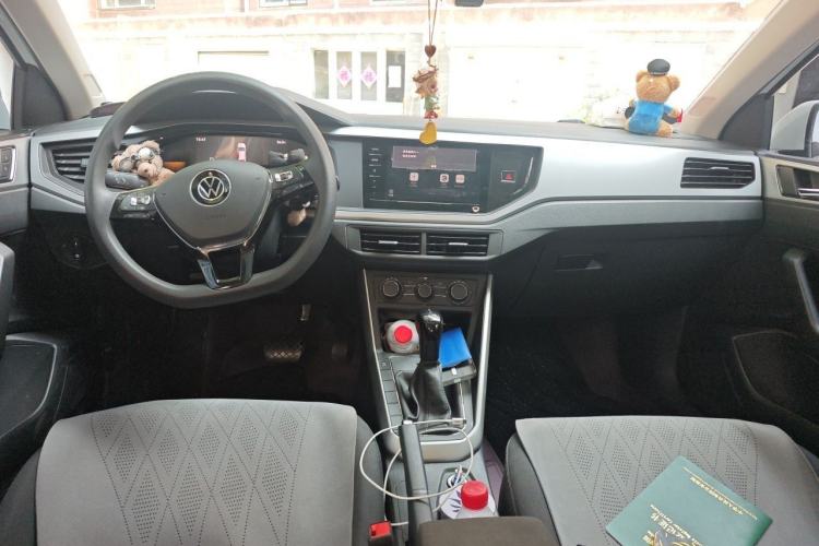 Used Volkswagen Polo 2023 Revised Plus 1.5L Automatic Panoramic Enjoyment Edition Center Console