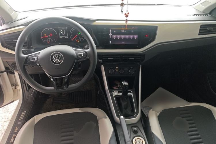 Used Volkswagen Polo 2023 Plus 1.5L Automatic Panoramic Enjoyment Edition Center Console