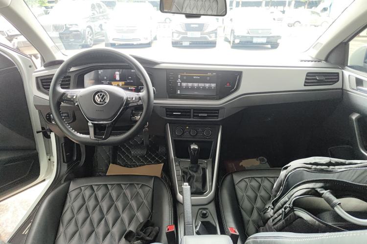 Used Volkswagen Polo 2023 Plus 1.5L Automatic Panoramic Enjoyment Edition Center Console