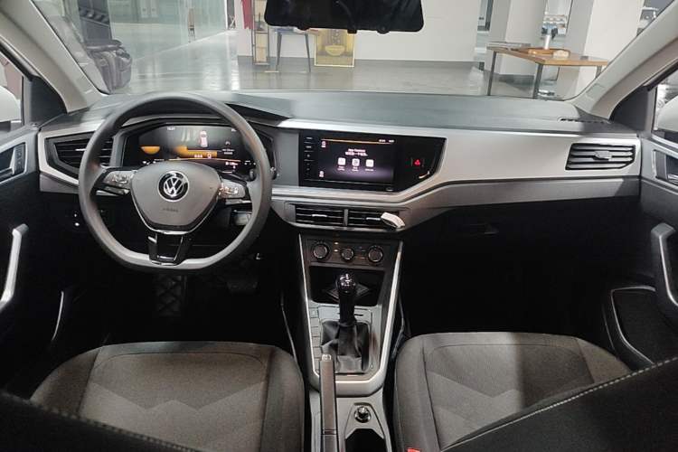 Used Volkswagen Polo 2023 Plus 1.5L Automatic Enjoy-the-Moment Edition Center Console
