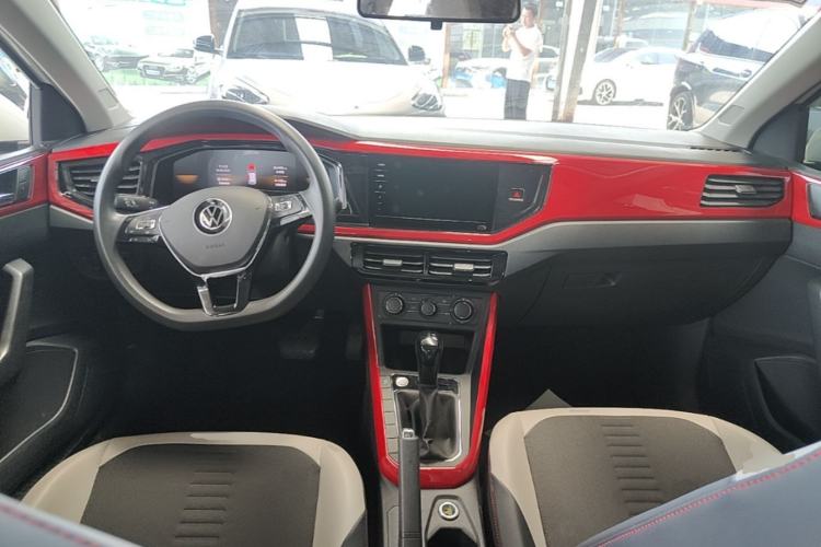 Used Volkswagen Polo 2023 Plus 1.5L Automatic Colorful Tech Edition Center Console