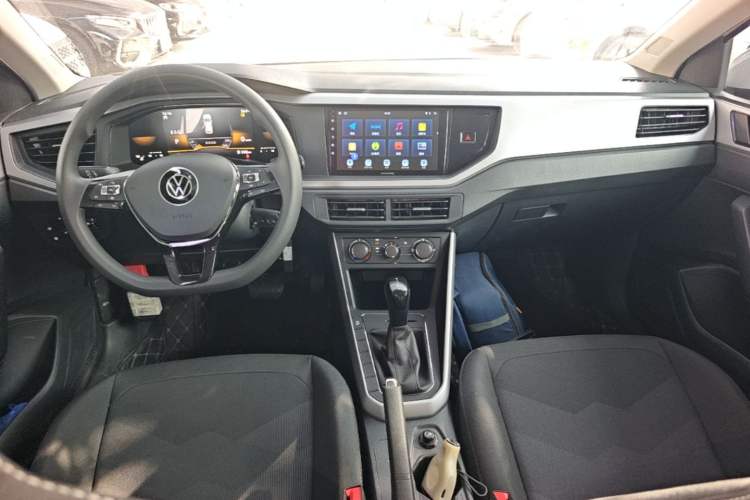 Used Volkswagen Polo 2023 Plus 1.5L Automatic Enjoy-the-Moment Edition Center Console