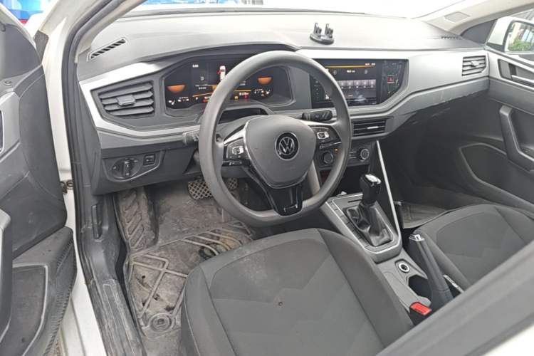 Used Volkswagen Polo 2023 Revised Plus 1.5L Automatic – Enjoy Life Edition Center Console