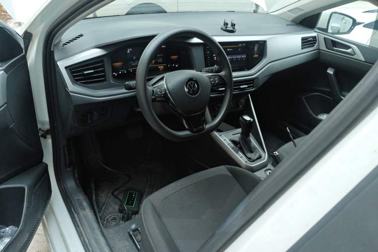 Used Volkswagen Polo 2023 Revised Plus 1.5L Automatic – Enjoy Life Edition Center Console