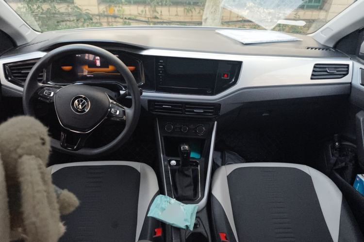 Used Volkswagen Polo 2023 Plus 1.5L Automatic Colorful Tech Edition Center Console