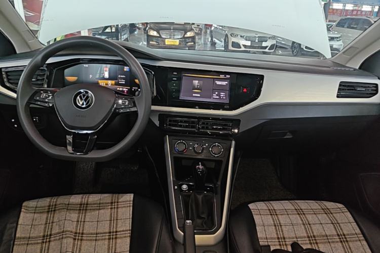Used Volkswagen Polo 2023 Plus 1.5L Automatic Colorful Tech Edition Center Console