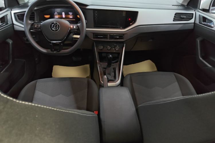 Used Volkswagen Polo 2023 Plus 1.5L Automatic Enjoy-the-Moment Edition Center Console