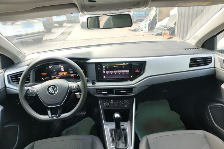 Used Volkswagen Polo 2023 Plus 1.5L Automatic Panoramic Enjoyment Edition Center Console