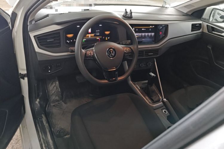 Used Volkswagen Polo 2023 Revised Plus 1.5L Automatic – Enjoy Life Edition Center Console