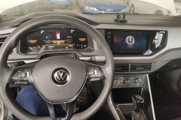 Used Volkswagen Polo 2023 Plus 1.5L Automatic Enjoy-the-Moment Edition Center Console