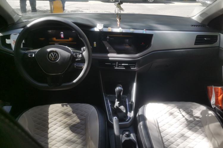 Used Volkswagen Polo 2023 Plus 1.5L Automatic Panoramic Enjoyment Edition Center Console