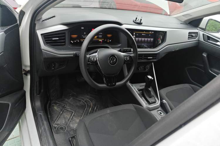 Used Volkswagen Polo 2023 Revised Plus 1.5L Automatic – Enjoy Life Edition Center Console
