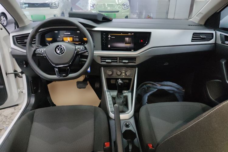 Used Volkswagen Polo 2023 Revised Plus 1.5L Automatic – Enjoy Life Edition Center Console