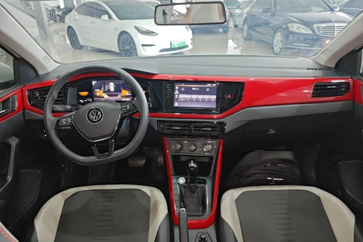 Used Volkswagen Polo 2023 Plus 1.5L Automatic Colorful Tech Edition Center Console