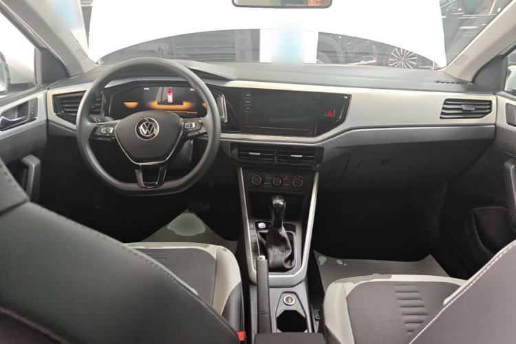 Used Volkswagen Polo 2023 Plus 1.5L Automatic Colorful Tech Edition Center Console