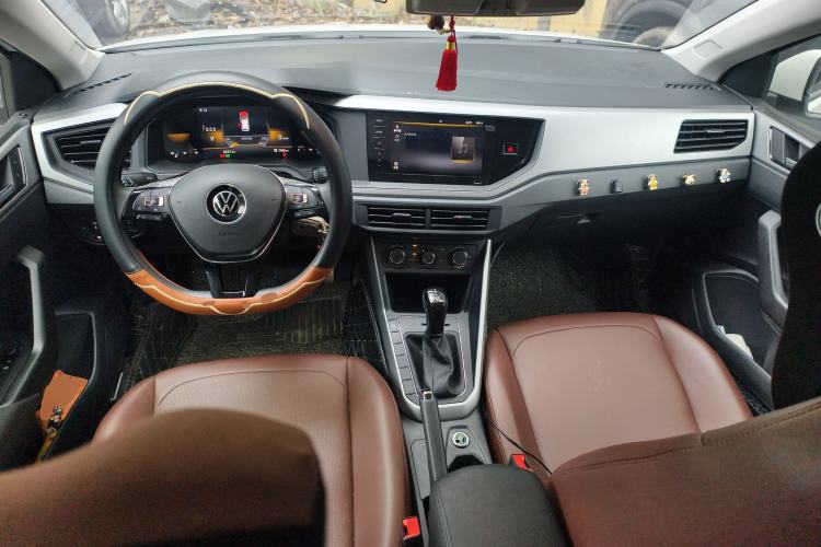 Used Volkswagen Polo 2023 Revised Plus 1.5L Automatic – Enjoy Life Edition Center Console