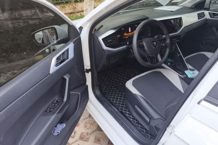 Used Volkswagen Polo 2023 Plus 1.5L Automatic Colorful Tech Edition Driver Seat