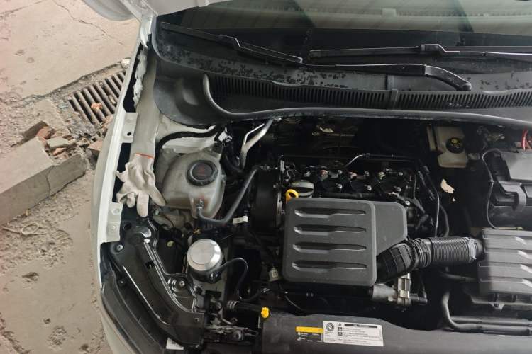 Used Volkswagen Polo 2023 Plus 1.5L Automatic Enjoy-the-Moment Edition Engine Bay Right