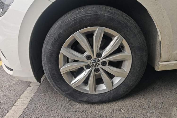 Used Volkswagen Polo 2023 Plus 1.5L Automatic Panoramic Enjoyment Edition Exterior 4