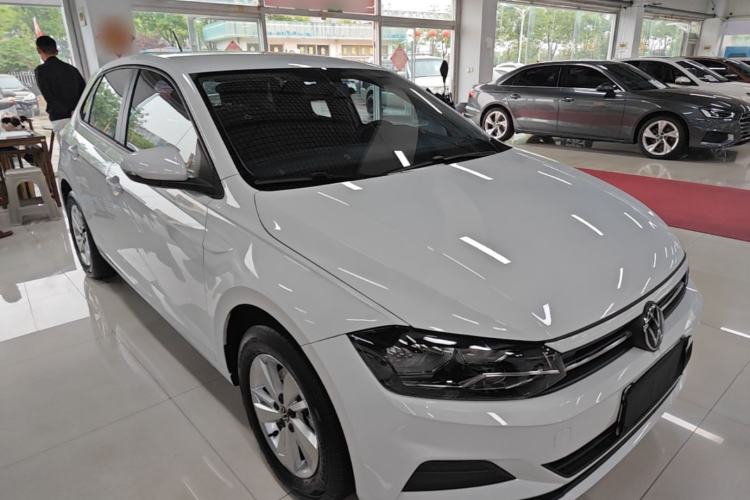 Used Volkswagen Polo 2023 Revised Plus 1.5L Automatic – Enjoy Life Edition Front Right 45 Deg