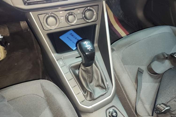 Used Volkswagen Polo 2023 Revised Plus 1.5L Automatic – Enjoy Life Edition Gear Lever