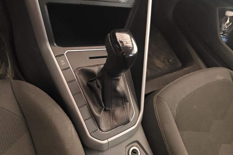 Used Volkswagen Polo 2023 Revised Plus 1.5L Automatic – Enjoy Life Edition Gear Lever