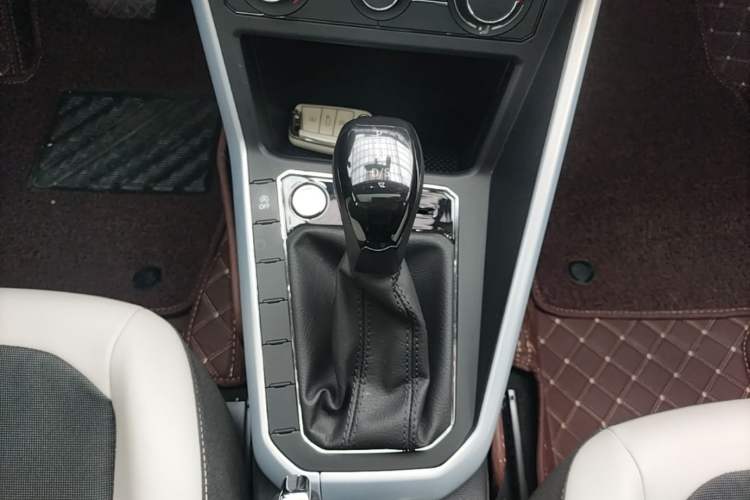 Used Volkswagen Polo 2023 Restyled Plus 1.5L Automatic Colorful Tech Edition Gear Lever