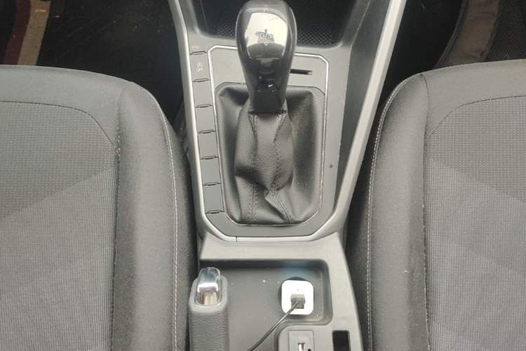 Used Volkswagen Polo 2023 Revised Plus 1.5L Automatic – Enjoy Life Edition Gear Lever