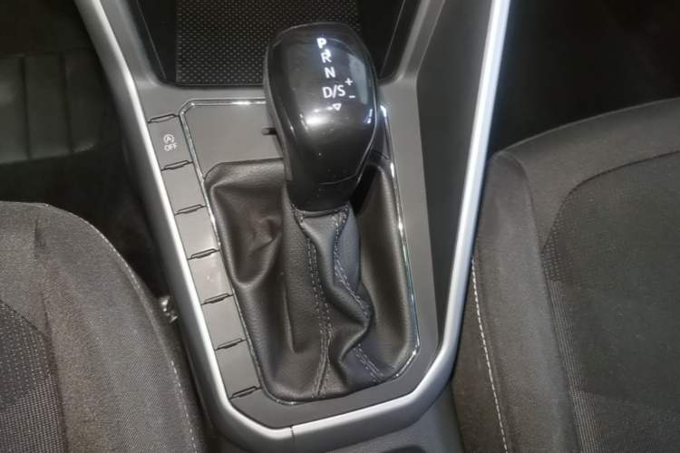 Used Volkswagen Polo 2023 Plus 1.5L Automatic Panoramic Enjoyment Edition Gear Lever