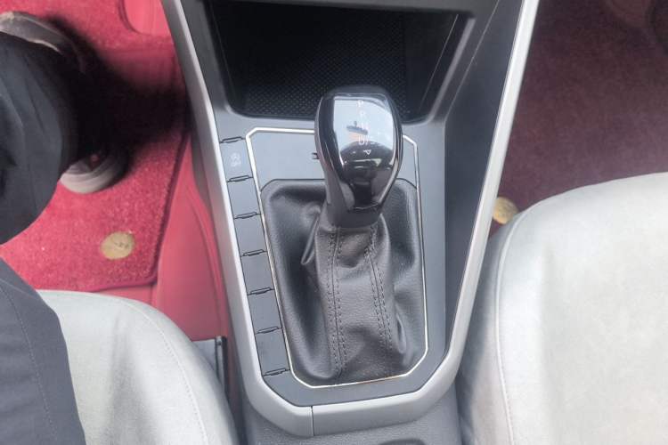 Used Volkswagen Polo 2023 Revised Plus 1.5L Automatic Panoramic Enjoyment Edition Gear Lever