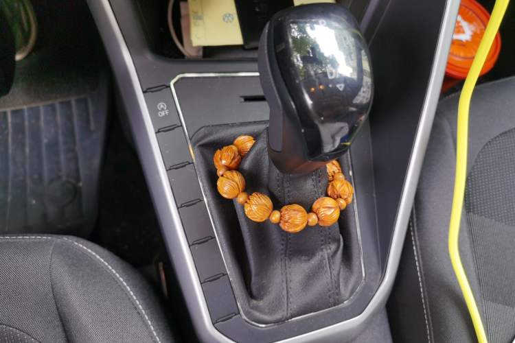 Used Volkswagen Polo 2023 Revised Plus 1.5L Automatic – Enjoy Life Edition Gear Lever