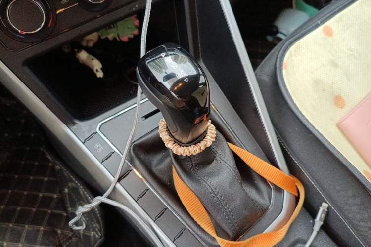 Used Volkswagen Polo 2023 Plus 1.5L Automatic Enjoy-the-Moment Edition Gear Lever