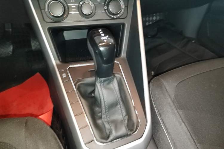 Used Volkswagen Polo 2023 Plus 1.5L Automatic Enjoy-the-Moment Edition Gear Lever
