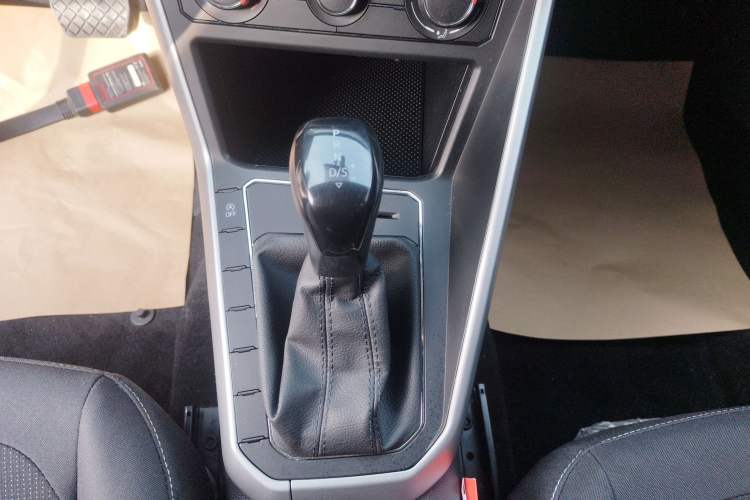 Used Volkswagen Polo 2023 Plus 1.5L Automatic Enjoy-the-Moment Edition Gear Lever