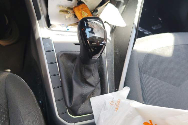 Used Volkswagen Polo 2023 Plus 1.5L Automatic Panoramic Enjoyment Edition Gear Lever