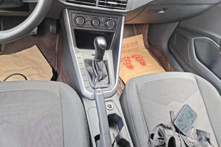 Used Volkswagen Polo 2023 Plus 1.5L Automatic Enjoy-the-Moment Edition Gear Lever