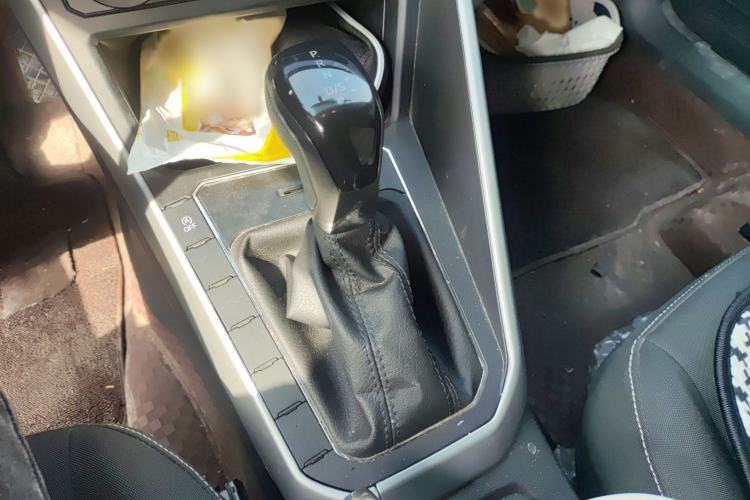 Used Volkswagen Polo 2023 Revised Plus 1.5L Automatic – Enjoy Life Edition Gear Lever