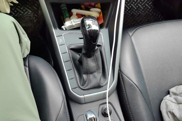 Used Volkswagen Polo 2023 Plus 1.5L Automatic Enjoy-the-Moment Edition Gear Lever