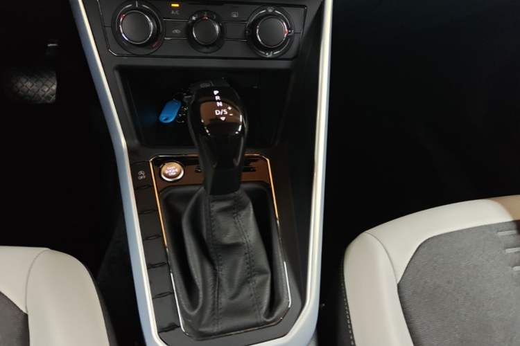 Used Volkswagen Polo 2023 Restyled Plus 1.5L Automatic Colorful Tech Edition Gear Lever
