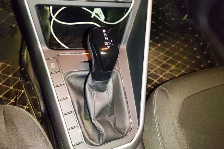 Used Volkswagen Polo 2023 Plus 1.5L Automatic Enjoy-the-Moment Edition Gear Lever