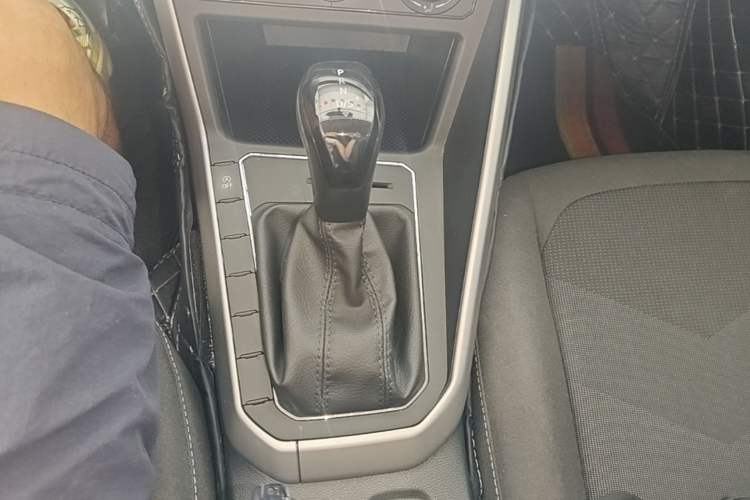 Used Volkswagen Polo 2023 Revised Plus 1.5L Automatic – Enjoy Life Edition Gear Lever