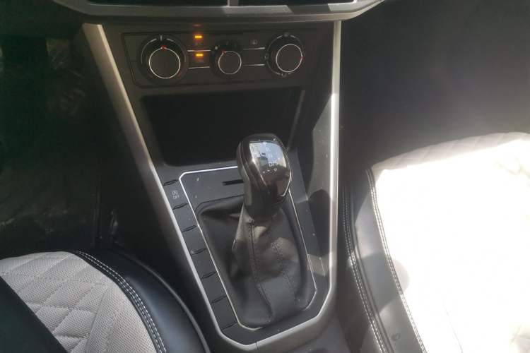 Used Volkswagen Polo 2023 Plus 1.5L Automatic Panoramic Enjoyment Edition Gear Lever