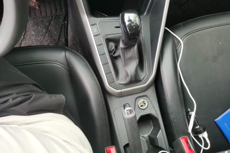 Used Volkswagen Polo 2023 Plus 1.5L Automatic Enjoy-the-Moment Edition Gear Lever