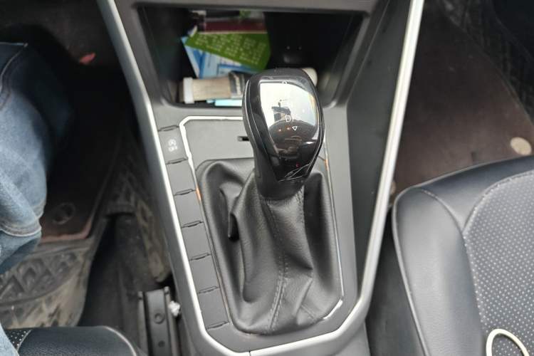 Used Volkswagen Polo 2023 Revised Plus 1.5L Automatic – Enjoy Life Edition Gear Lever