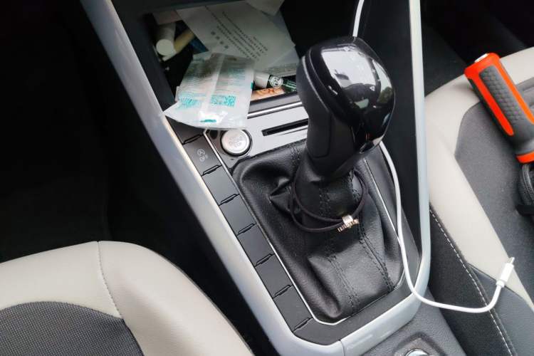 Used Volkswagen Polo 2023 Plus 1.5L Automatic Colorful Tech Edition Gear Lever