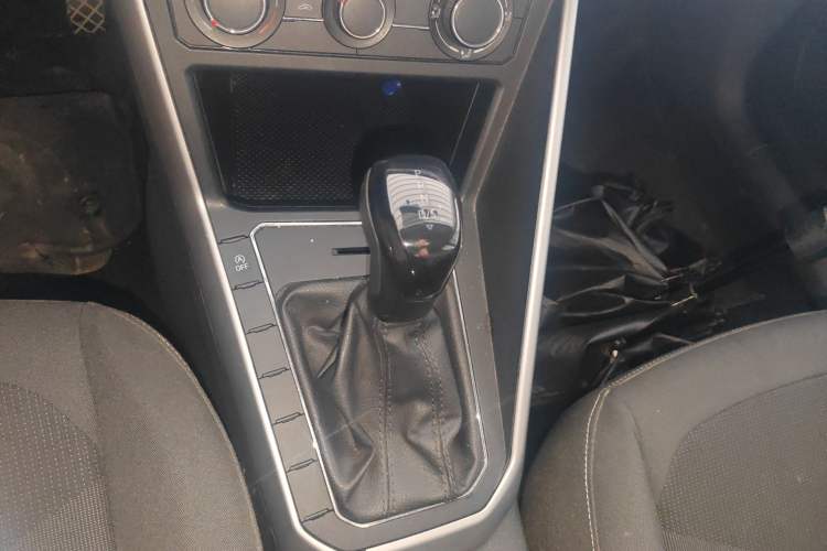 Used Volkswagen Polo 2023 Plus 1.5L Automatic Enjoy-the-Moment Edition Gear Lever