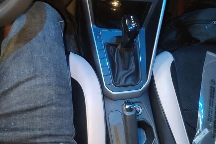 Used Volkswagen Polo 2023 Revised Plus 1.5L Automatic – Enjoy Life Edition Gear Lever