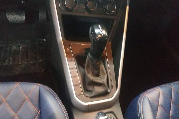 Used Volkswagen Polo 2023 Revised Plus 1.5L Automatic – Enjoy Life Edition Gear Lever